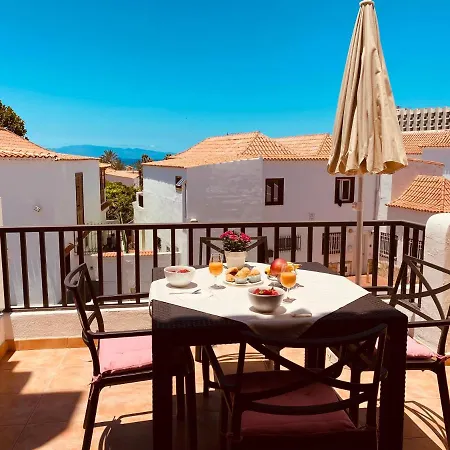 Apartment A Bed In Wonderland Playa de las Americas (Tenerife)